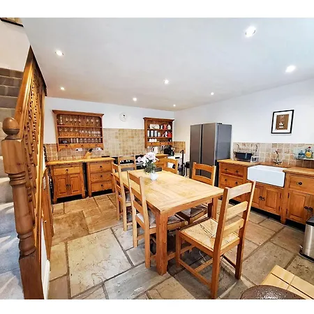 Dom wakacyjny Cosy 17th Century Traditional